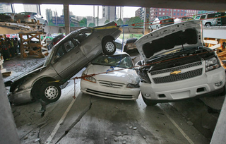 Illustration for article titled Atlanta Parking Garage Collapse Carnage Mega-Gallery